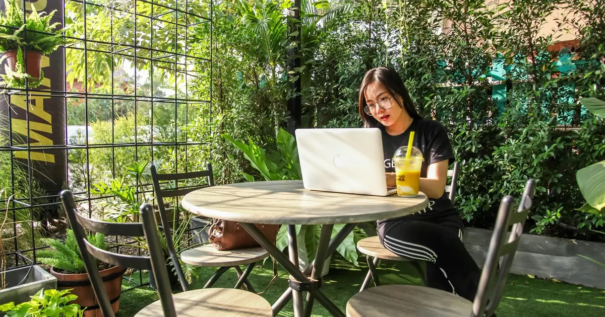 7 ways to book hotels faster with PayPal