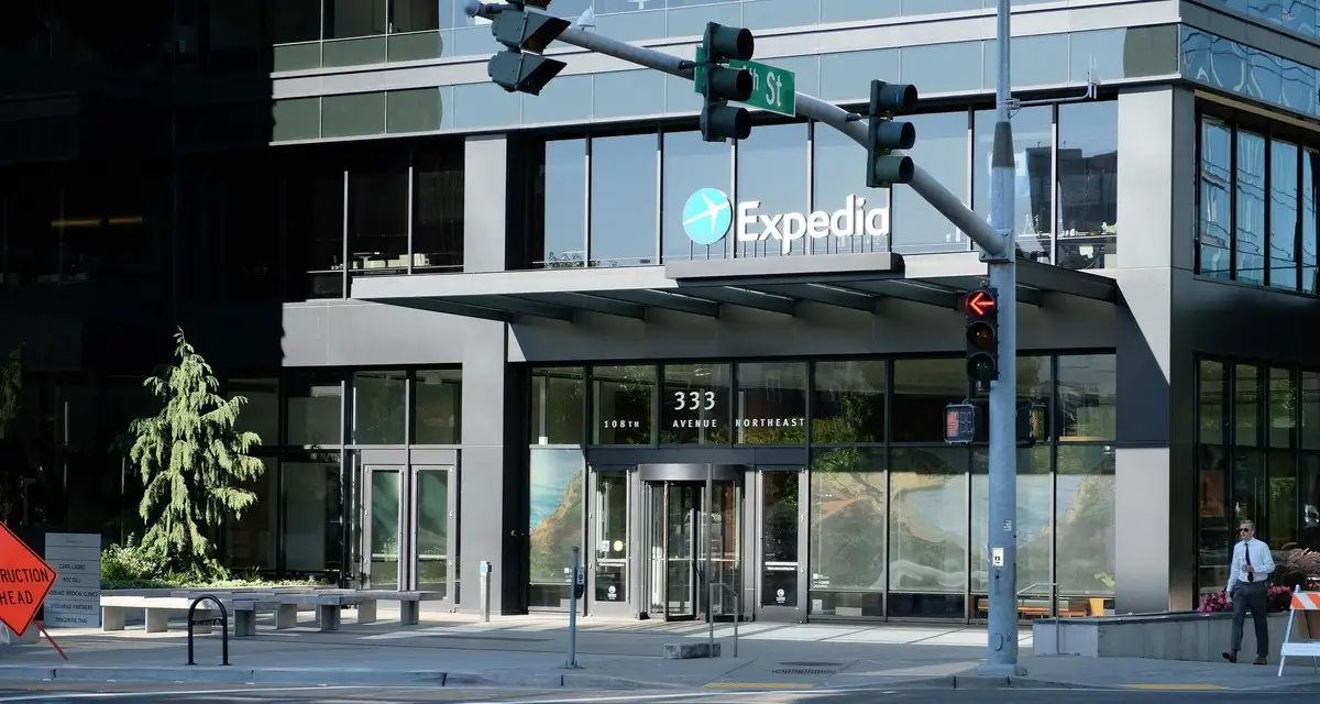 does Expedia accept Klarna
